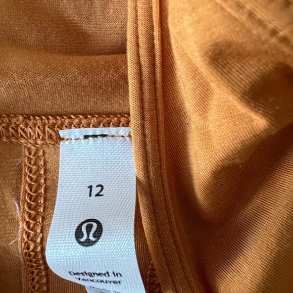 Lululemon Modal-Silk Yoga Tank Top (Sz 12) - Picture 8 of 9